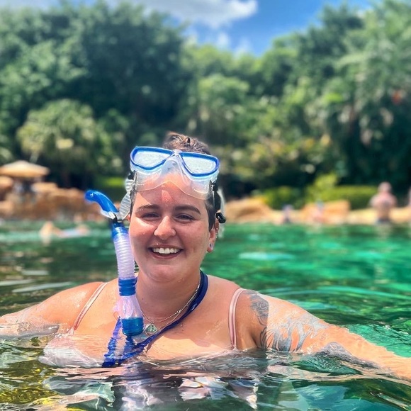 xoxo, Ami! 🖤 - Picture 7 of 8